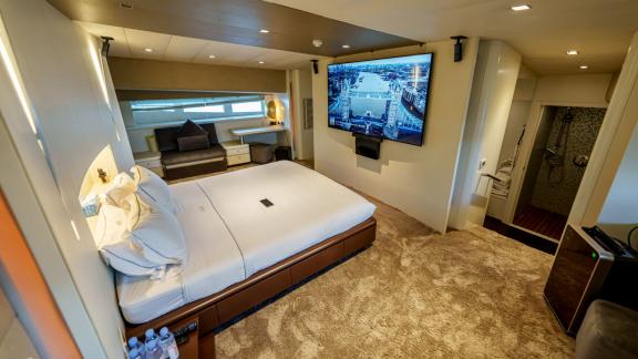 The master suite allows you to enjoy the ultimate Dubai yacht charter experience.