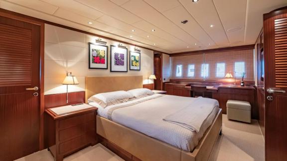 Mangusta 92 Popeye’s spacious master cabin offers peace, comfort and elegant design.