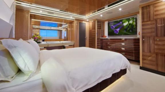 The comfortable guest suites on Code 8 yacht are a perfect choice for Dubai motor yacht rentals.