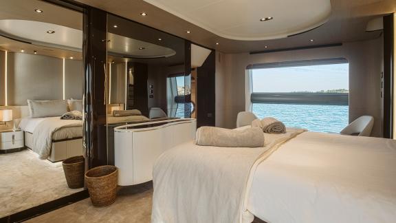 Generous suite on the motor yacht Volante with stunning sea view.