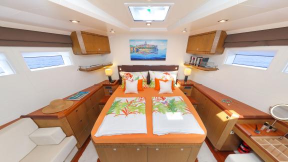 Sailing yacht Bellkara Conrad YCC91 offers a comfortable and airy master cabin with sea views.