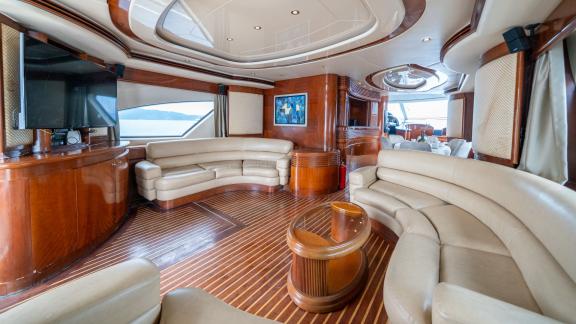 Barans features a luxury main salon for VIP motor yacht charters and comfortable yacht holidays in Bodrum.