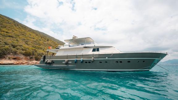 Bona Dea motor yacht in Gocek offers an exclusive stay in tranquil bays for unforgettable yacht holidays.