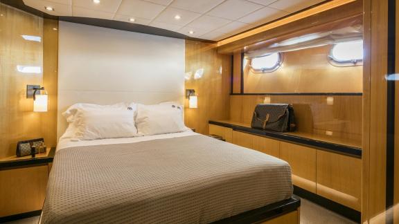 Cozy and luxurious cabin on the 35m motor yacht in Mykonos.