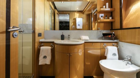 Well-equipped bathroom on the 35m motor yacht in Mykonos.