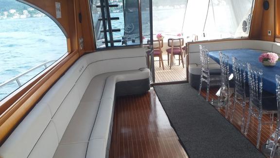 Perfekt für eine entspannte Bosporus-Yachttour in Istanbul.
