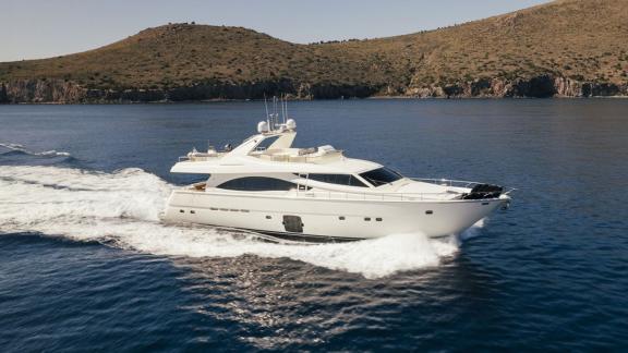 Lidia Ferretti motor yacht cruising at sea