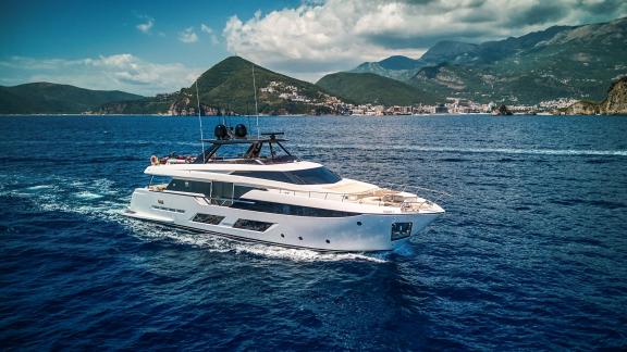 Charter Madra 2 Ferretti 920 motor yacht in Portonovi