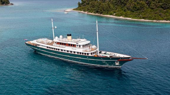 Luxusyacht Maia vor Split