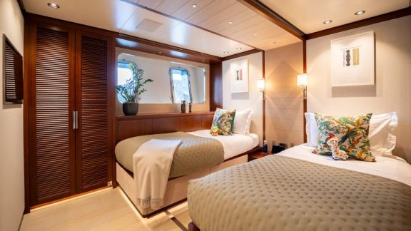 In Spain weekly yacht rental options Moka shows twin cabin and comfortable stay.