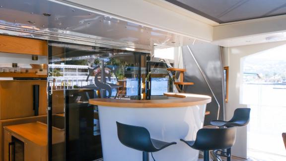 Die Sureyya bietet VIP Yachtcharter und exklusive Blaue Reisen in Bodrum.