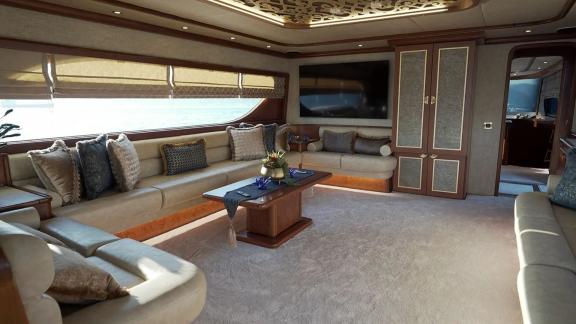 Göcek motor yacht Ayem features a spacious, luxurious salon perfect for relaxing in style.