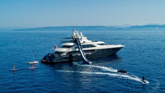 Charter the 6-cabin yacht Zia in Athens for an exclusive vacation.