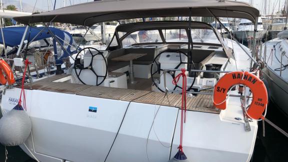 The aft deck of the Hainan yacht, ideal for bareboat charter in Greece.