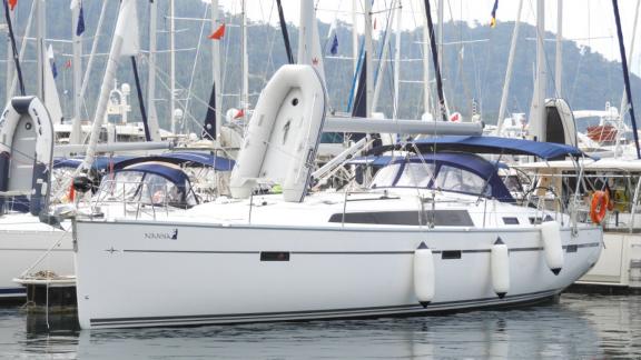 Nanna sailing yacht offers an ideal choice for a crewless sea holiday in Göcek.