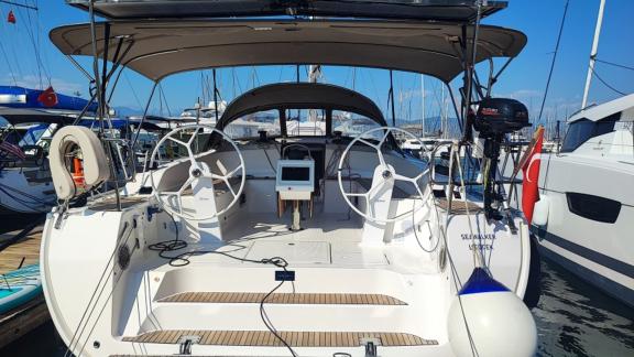 The aft deck of the Seawalker yacht in Fethiye offers a spacious and comfortable area for a bareboat charter.