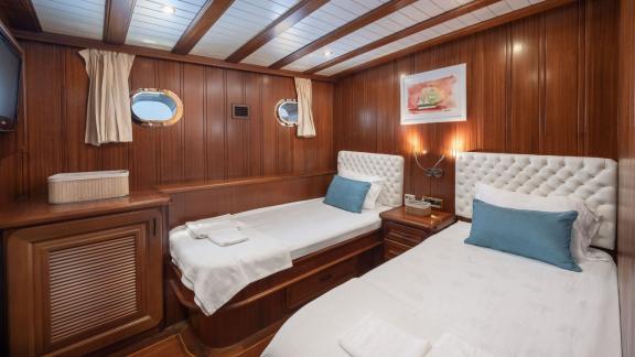 Twin guest cabin of luxury gulet Lorient picture 1