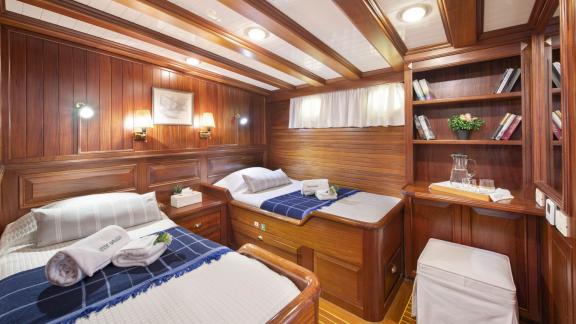 Luxury gulet Ecce Navigo's twin guest cabins image 3