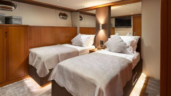 Split’ten hareket eden San Limi’de rahat ve şık ikiz yataklı kabin konuklarını bekliyor.