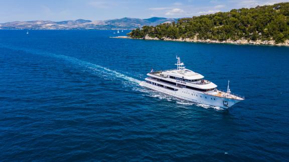 Explore Croatia with the luxury motor yacht Alfa Mario