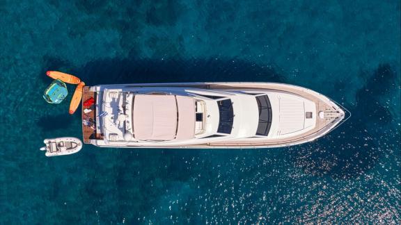 Apeiron Blue based in Lavrion offers private yacht holidays with water toys and spacious deck areas.