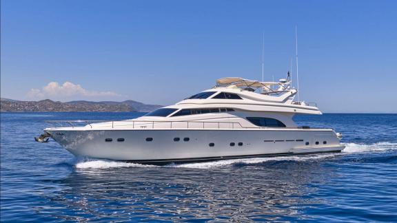 Apeiron Blue offers private yacht charter experiences and elegant cruising along Aegean routes from Lavrion.