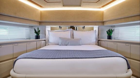 Apeiron Blue in Lavrion features a spacious double bed and a relaxing atmosphere for comfortable accommodation.