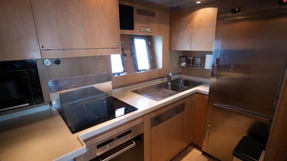 Among Cannes daily yacht rental options Best Mountain kitchen shows appliances and functional counter space.