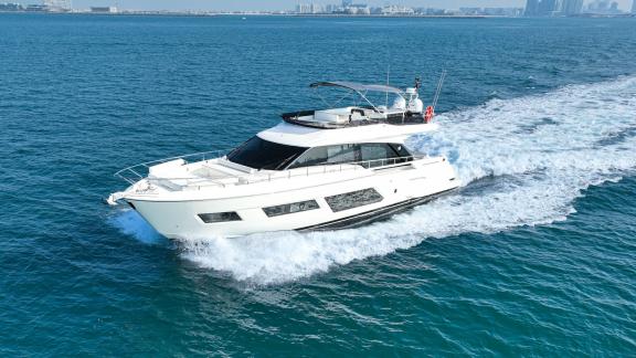 The Ferretti 670 motor yacht offers luxury and comfort, making it ideal for daily yacht rental in Dubai.