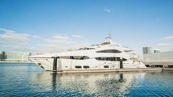 The Lucien motor yacht is perfect for luxury yacht rentals and large groups in Dubai.