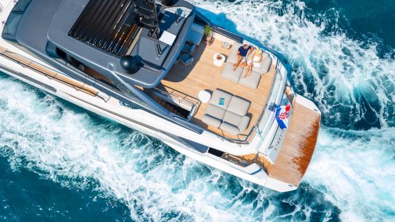 The motor yacht Primus Sanlorenzo SL96A features a stylish upper deck cruising the Split region.