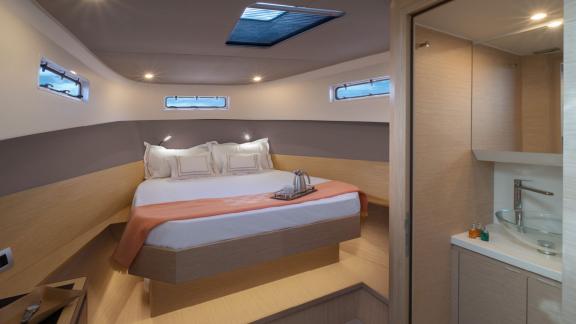 Silver Wave offers private yacht charter and comfortable sea holiday experiences in Cannes.