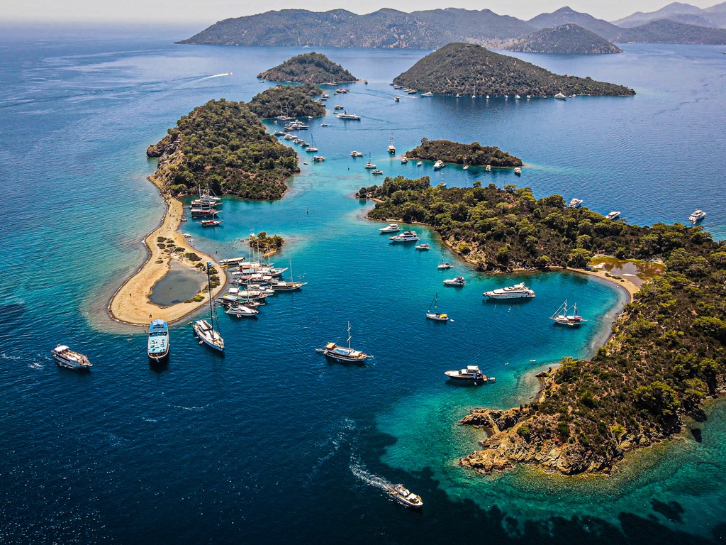 Aerial view of islands and boats